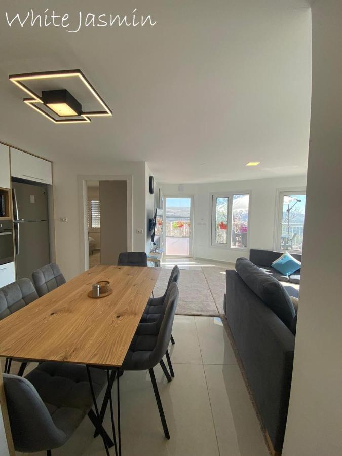 Jasmin Suites Majdal Shams Εξωτερικό φωτογραφία